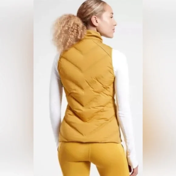 Athleta* Inlet Down Vest - Picture 3 of 9